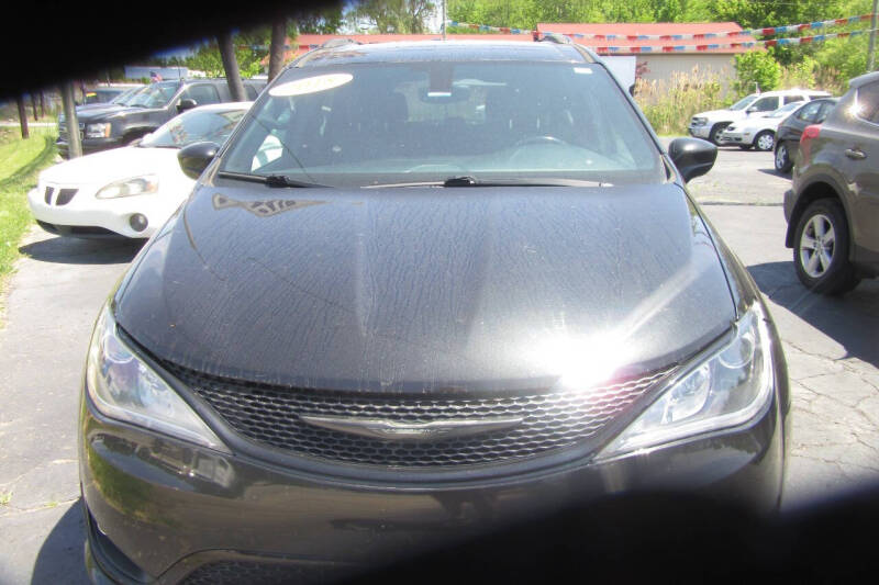 2018 Chrysler Pacifica Touring L Plus