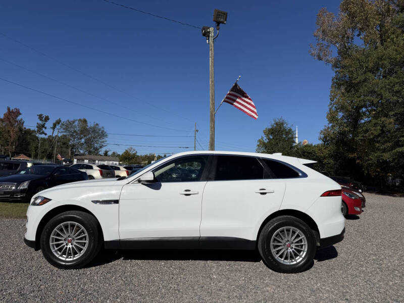 2019 Jaguar F-Pace Base's photo