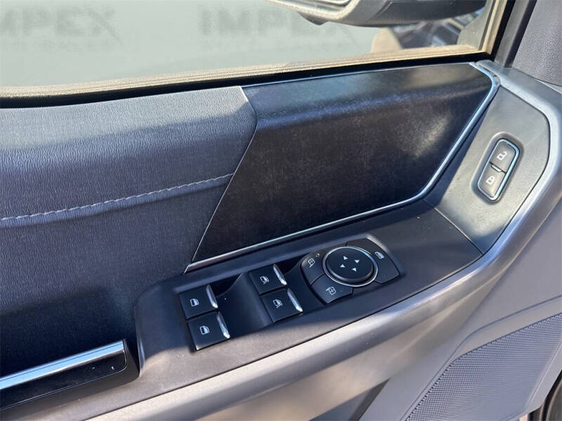 2022 Ford F-150 Lightning XLT