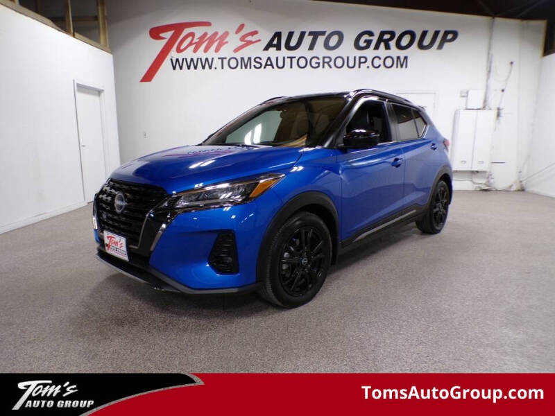 2023 Nissan Kicks SR