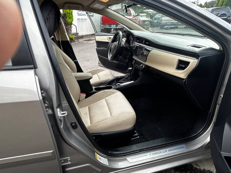 2015 Toyota Corolla LE Plus