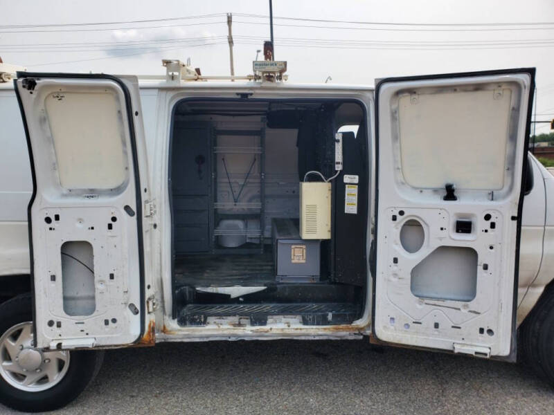 2011 Ford E-Series E-250