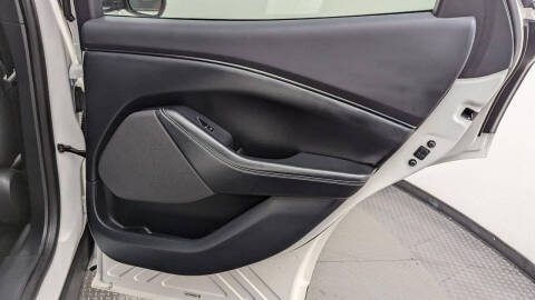 2024 Ford Mustang Mach-E Select