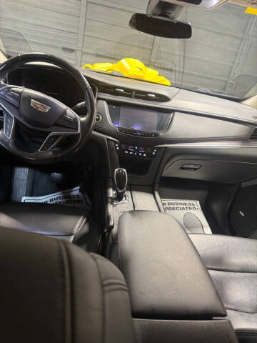 2017 Cadillac XT5 Premium Luxury