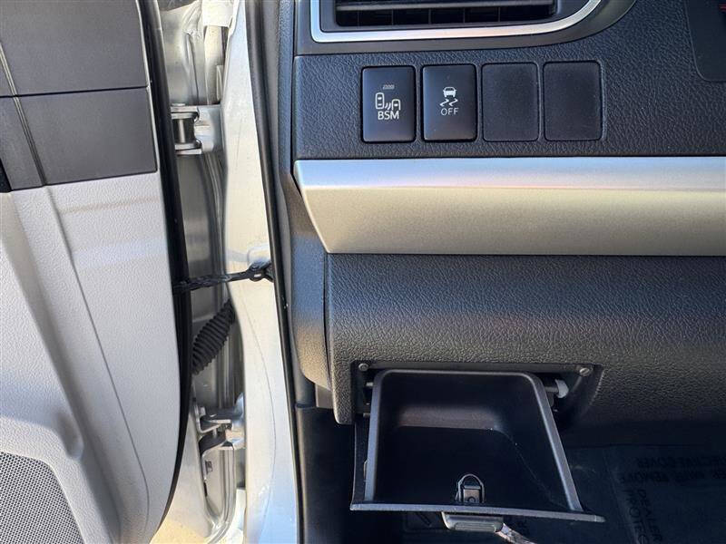 2016 Toyota Camry XLE