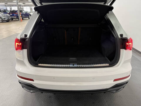 2019 Audi Q3 quattro S line Prem Plus 45 TFSI