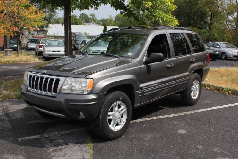 2004 Jeep Grand Cherokee for sale at Auto Bahn Motors in Winchester VA