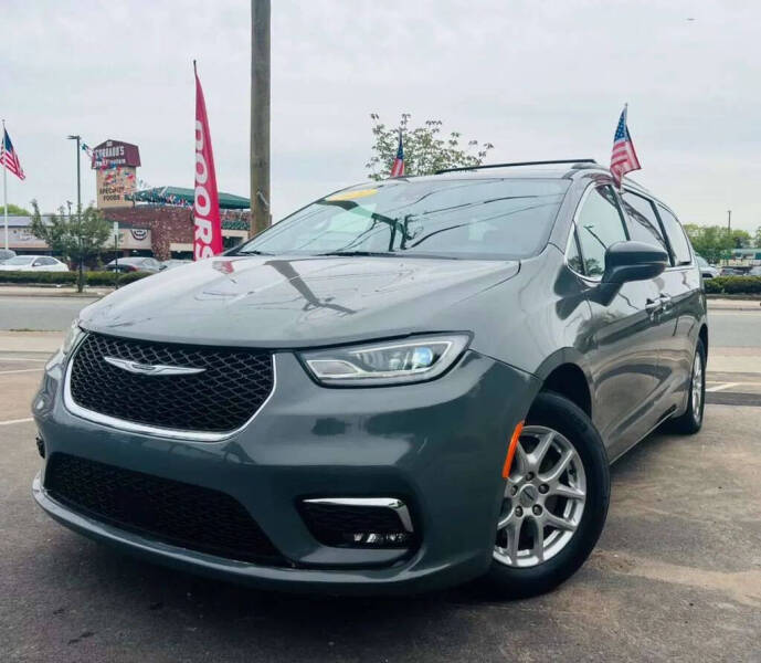 2022 Chrysler Pacifica Touring L