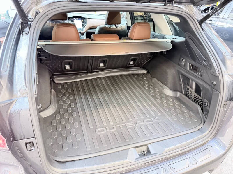 2021 Subaru Outback Touring