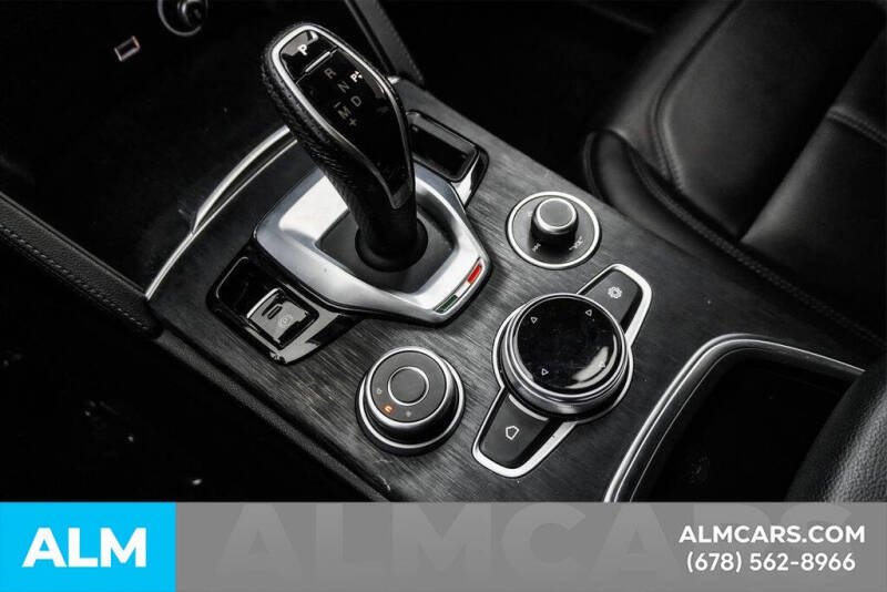 2022 Alfa Romeo Stelvio Sprint