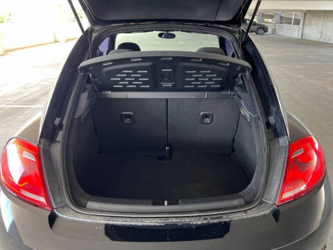 2014 Volkswagen Beetle R-Line