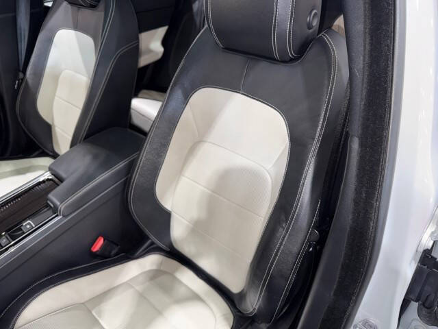 2016 Jaguar XF R-Sport