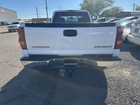2003 Chevrolet Silverado 2500HD LS