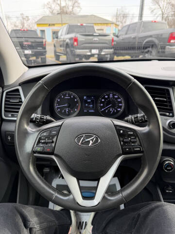 2017 Hyundai Tucson SE Plus
