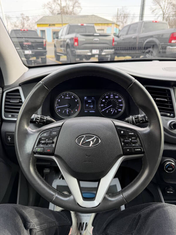 2017 Hyundai Tucson SE Plus
