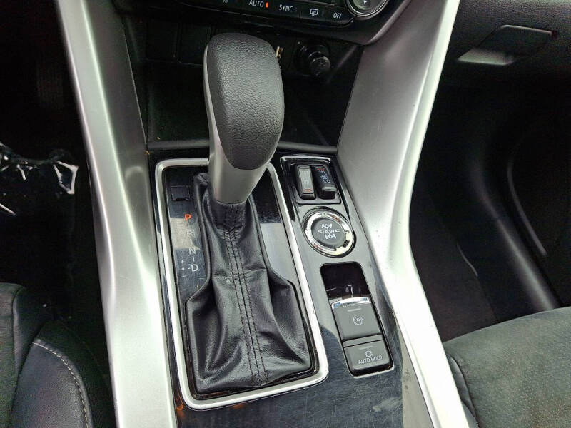 2024 Mitsubishi Eclipse Cross