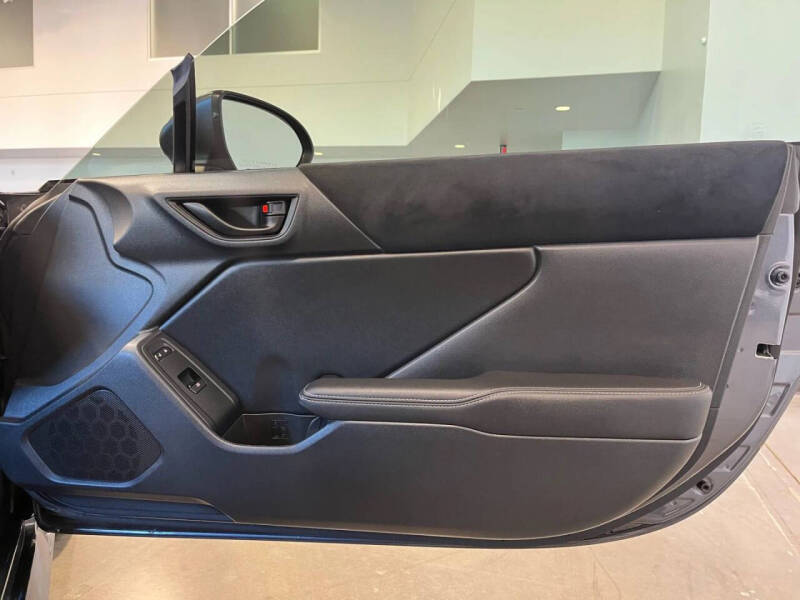 2024 Toyota GR86 Premium