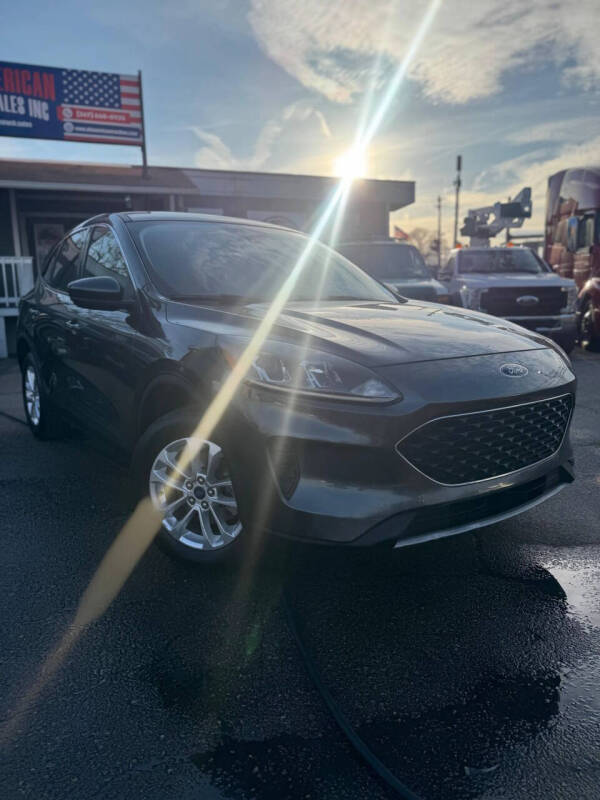 2020 Ford Escape SE