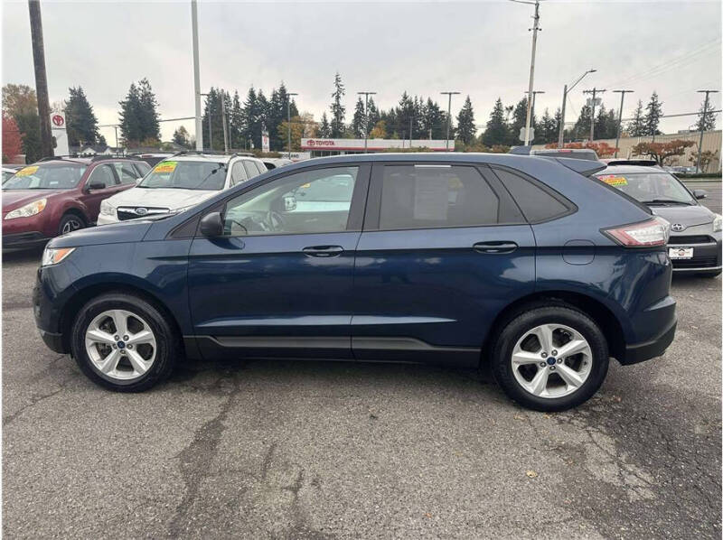 2017 Ford Edge SE