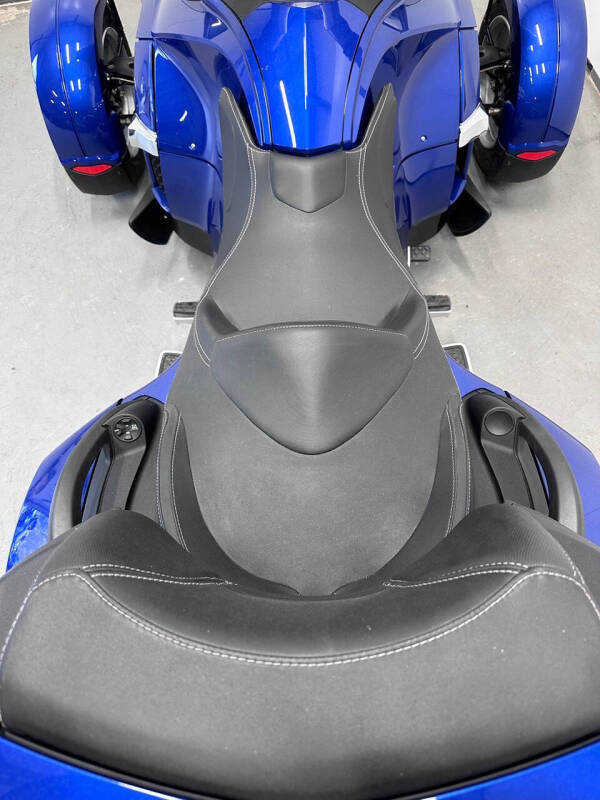 2012 Can-Am Spyder RT