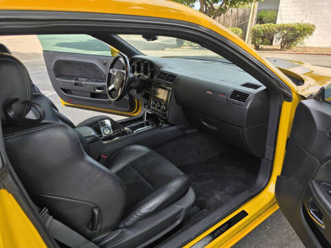 2010 Dodge Challenger SRT8