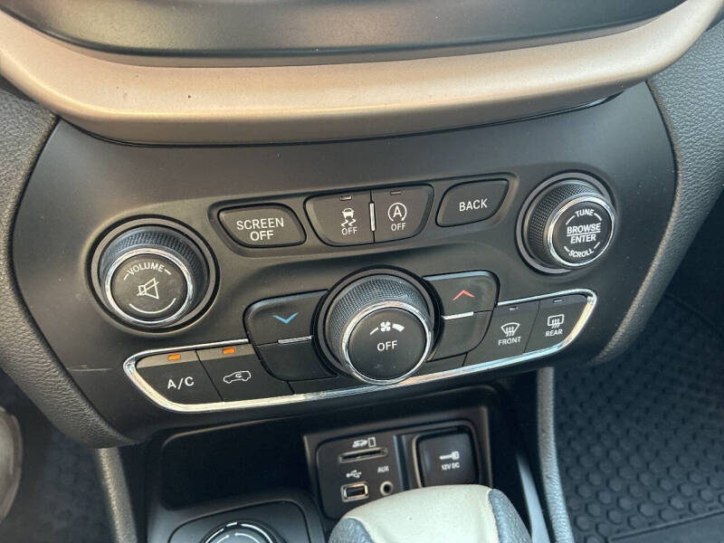 2017 Jeep Cherokee Latitude