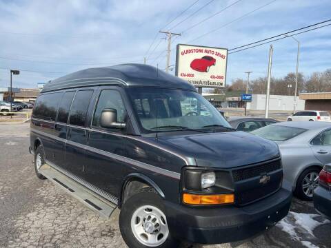 2015 Chevrolet Express for sale at GLADSTONE AUTO SALES    GUARANTEED CREDIT APPROVAL in Gladstone MO