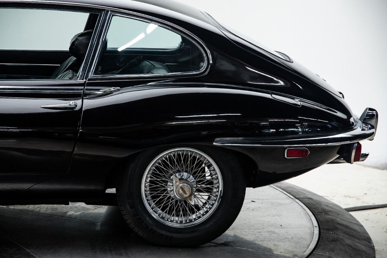 1969 Jaguar XK-Series 16