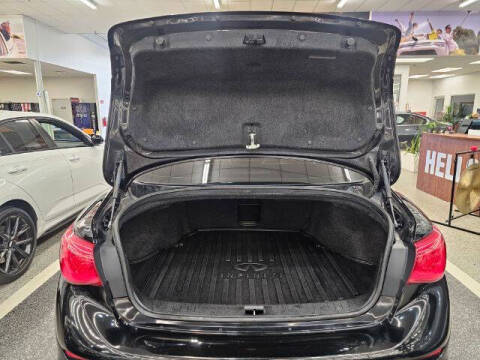 2015 Infiniti Q50 Premium