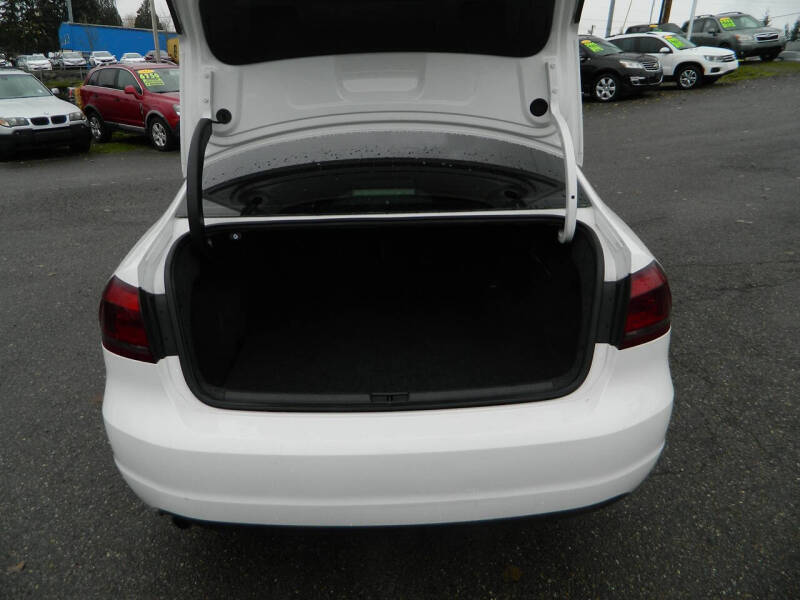 2012 Volkswagen Passat S PZEV
