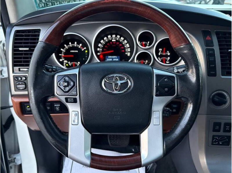 2016 Toyota Sequoia Platinum