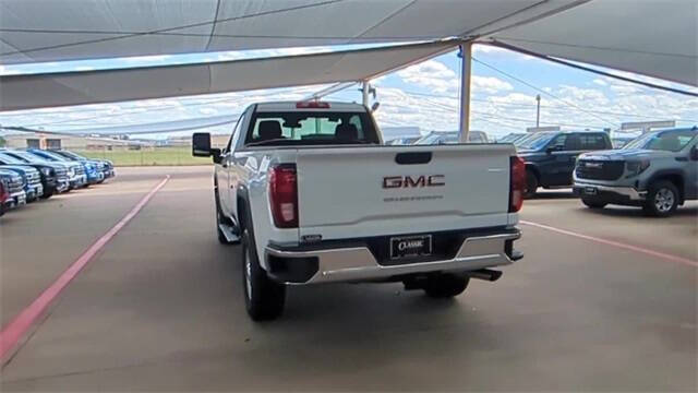 2025 GMC Sierra 2500HD Pro