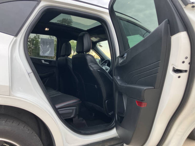 2024 Ford Escape ST-Line Select