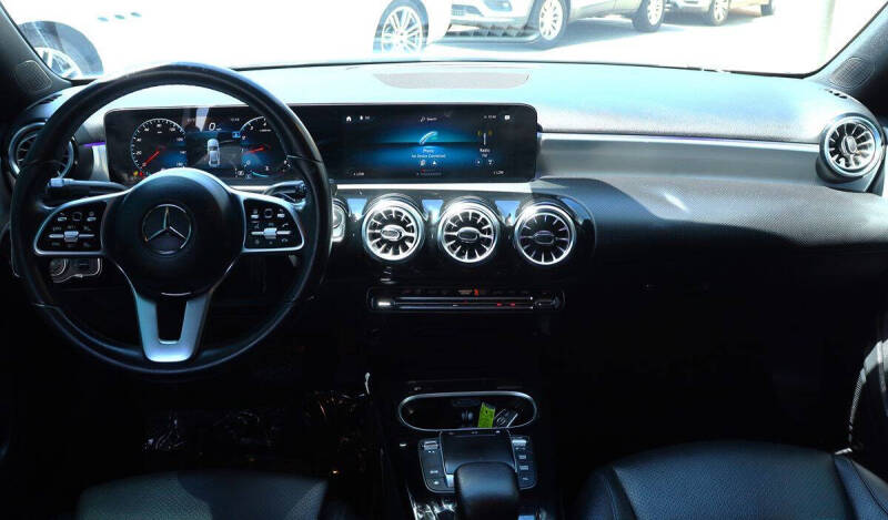 2022 Mercedes-Benz A-Class A 220