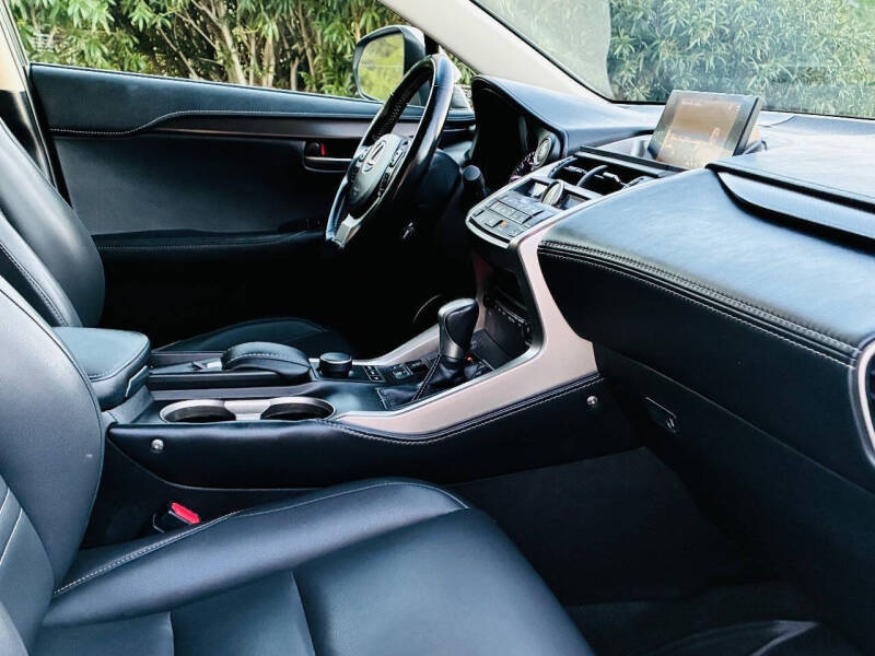 2017 Lexus NX 200t F SPORT