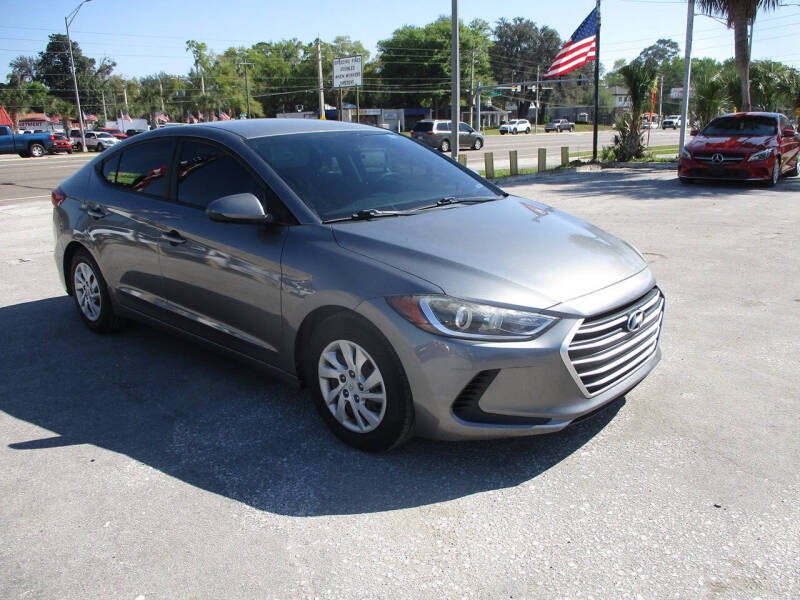 2018 Hyundai Elantra SE