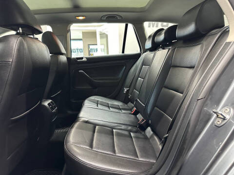 2014 Volkswagen Jetta SportWagen TDI