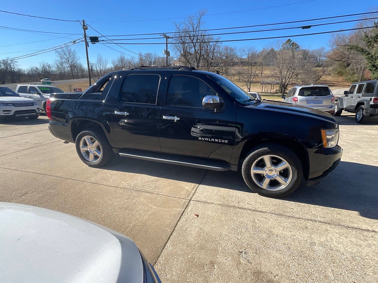 2012 Chevrolet Avalanche for sale at Car Connection in Harrison, AR