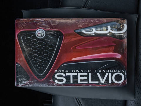 2024 Alfa Romeo Stelvio Veloce