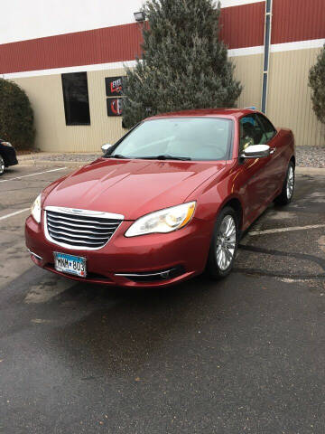 2013 Chrysler 200 Convertible for sale at Specialty Auto Wholesalers Inc in Eden Prairie MN