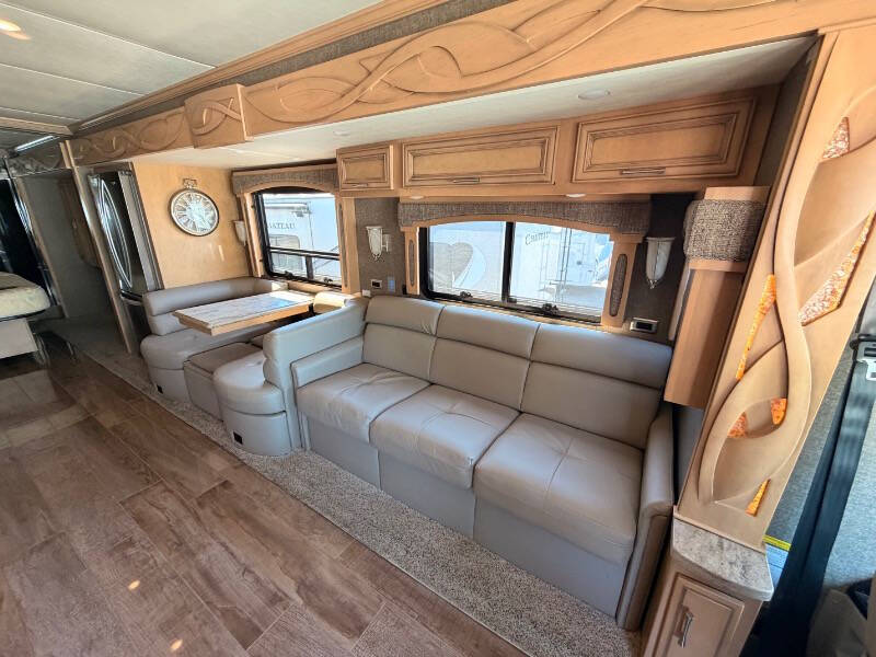 2019 Freightliner XCR Chassis