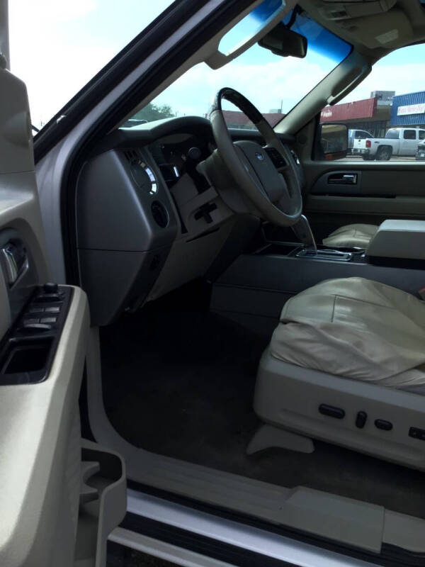 2011 Ford Expedition Limited