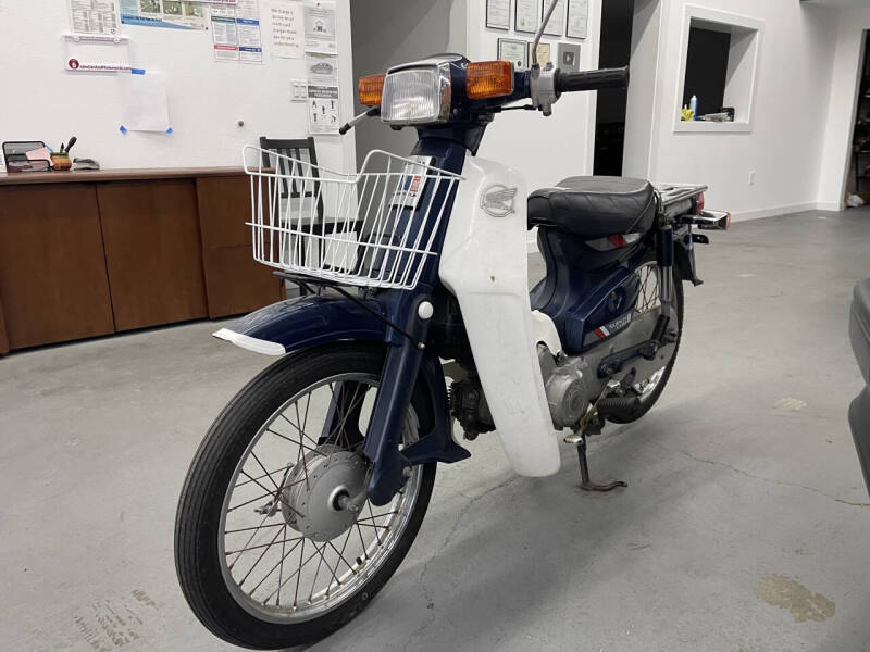 1989 Honda Super Cub Custom C90E