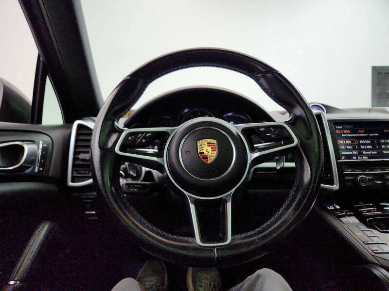 2016 Porsche Cayenne