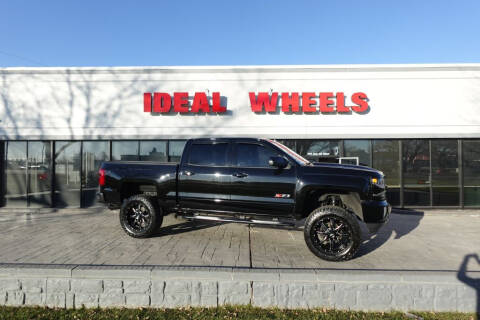 2017 Chevrolet Silverado 1500 for sale at Ideal Wheels in Sioux City IA