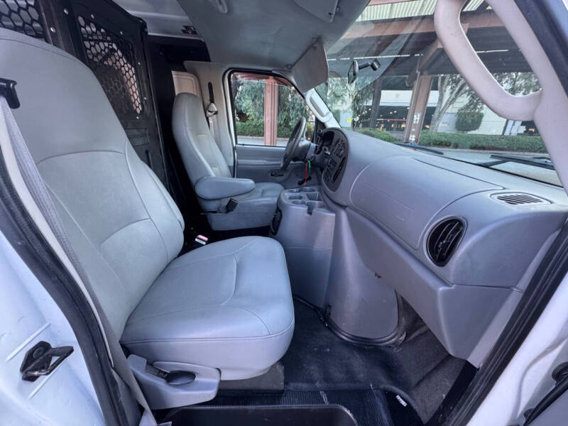 2006 Ford E-Series E-150