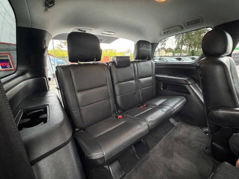 2013 Toyota Sequoia SR5