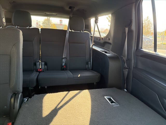 2022 GMC Yukon XL SLE