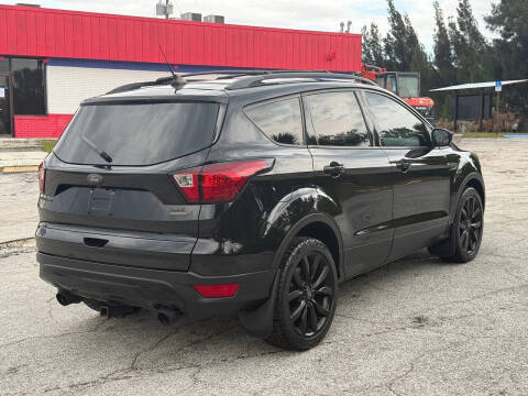 2019 Ford Escape SE