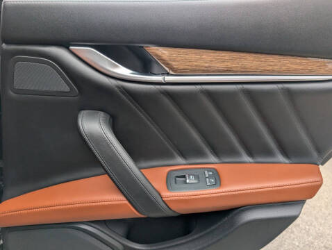 2019 Maserati Ghibli GranLusso